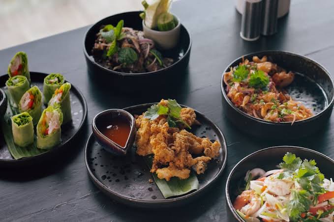 Welhealthy food thailand retreat