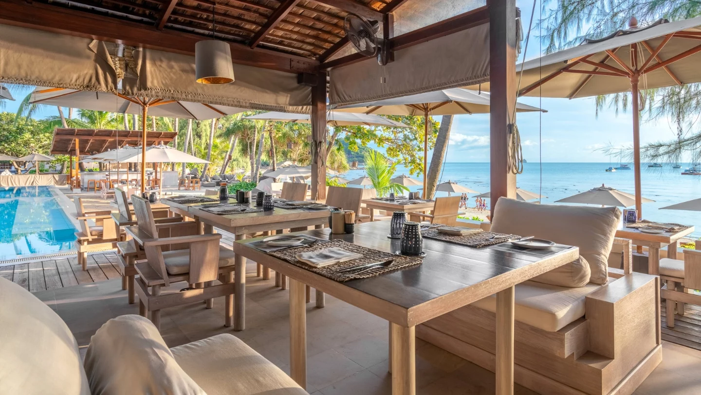 SALA Samui Choengmon view to the each wth tables